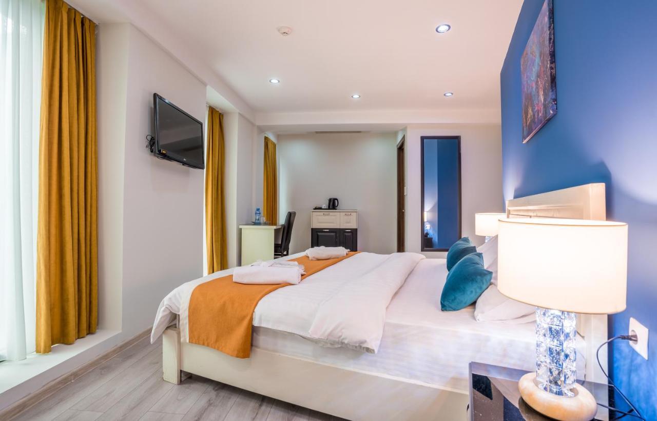 Capitol By Umbrella Hotel Tbilisi Exterior photo
