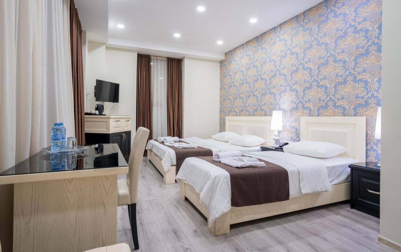 Capitol By Umbrella Hotel Tbilisi Exterior photo