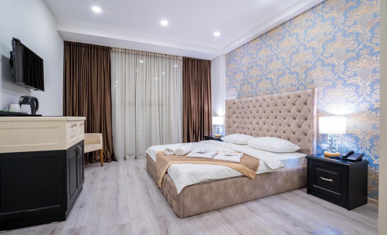Capitol By Umbrella Hotel Tbilisi Exterior photo